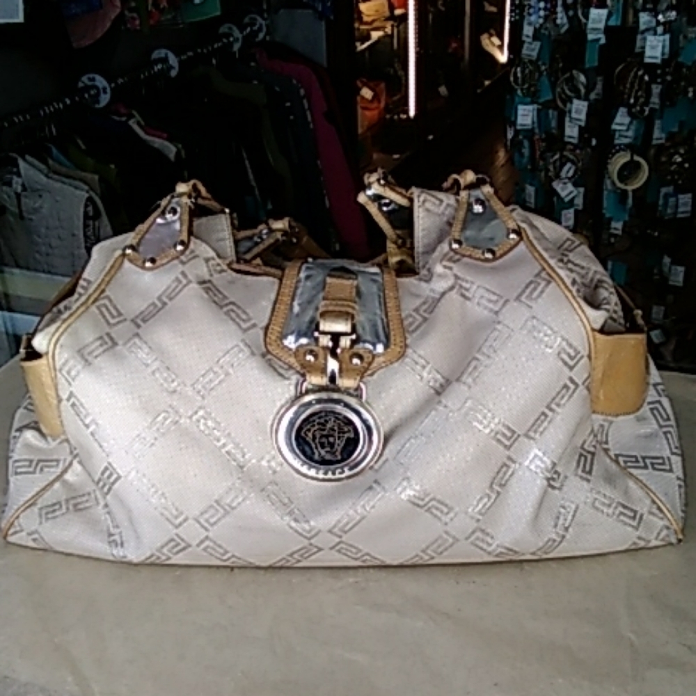 Pre-owned Versace Cloth with Vinyl Trim Tote